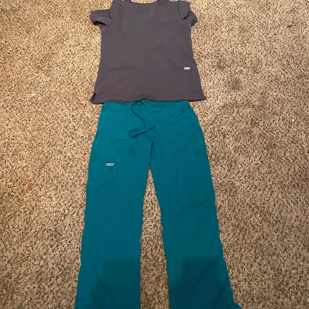 Women’s Scrubs